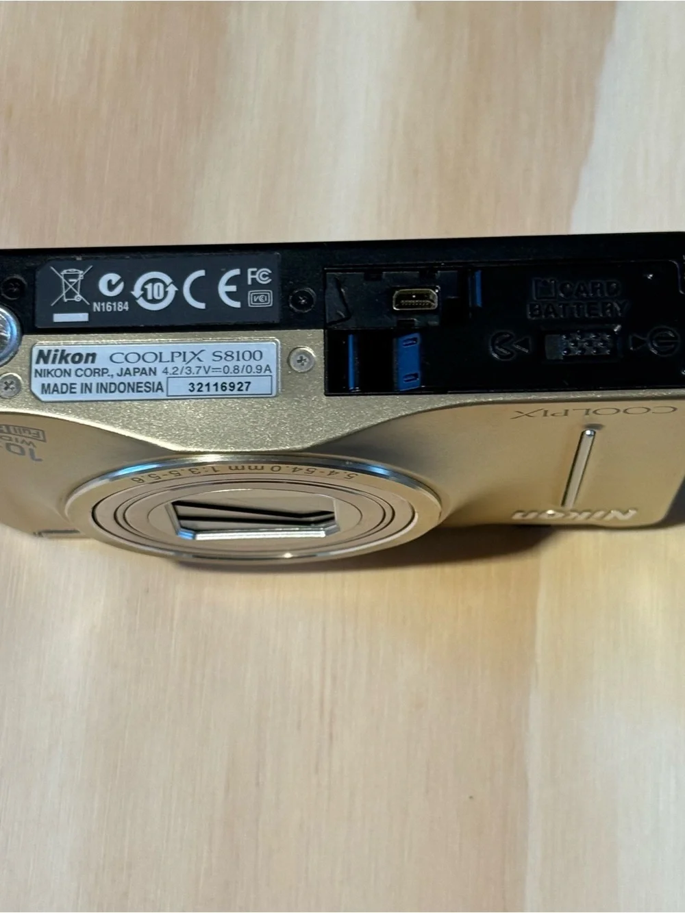 Nikon COOLPIX S8100 12.1MP Digital Camera BROKEN Top Button For-Parts/Repair!!